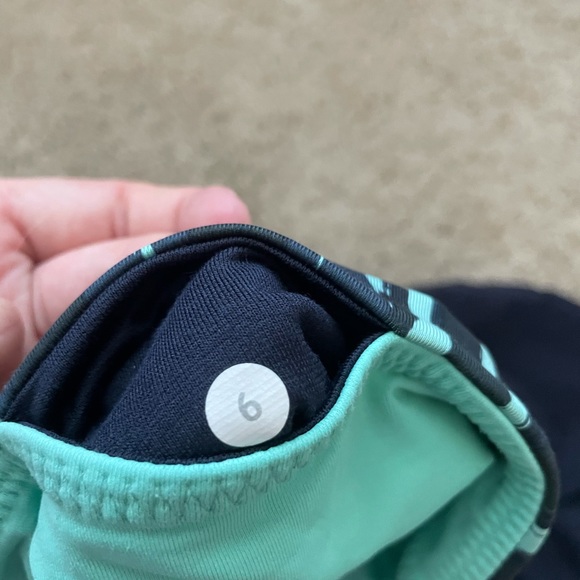 Lululemon leggings - Picture 4 of 4